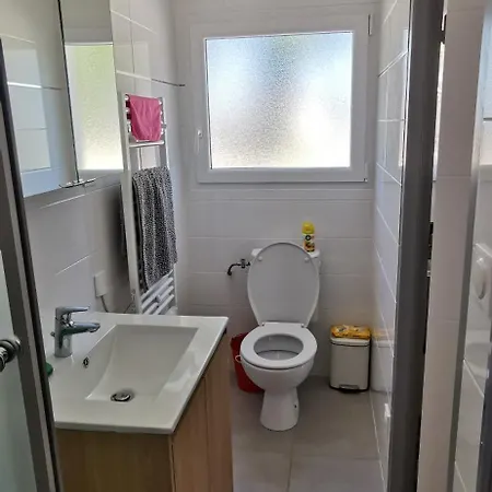 Neuf, Location Pour Non Fumeur, Sans Animaux, Tres Agreable, Confort, Detente Apartmán *